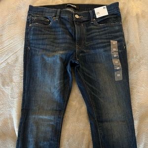 BRAND NEW-Express skinny legging style jeans